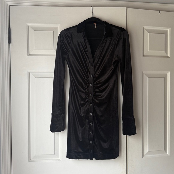 Free People Shayla Black Velvet Dress, worn ONCE! - Picture 2 of 3